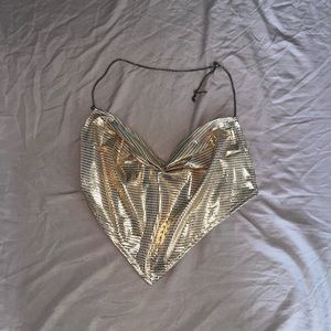Crop top back less color is rose gold with silver